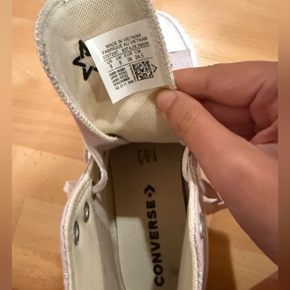 Converse Lilac Platform Sneakers - Picture 6 of 7